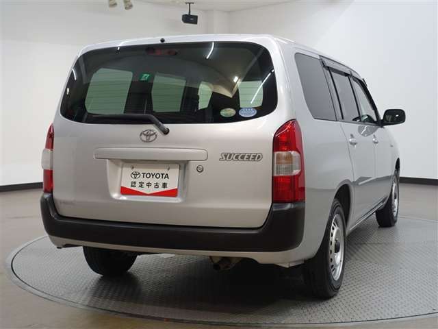 Toyota Succeed Van 8