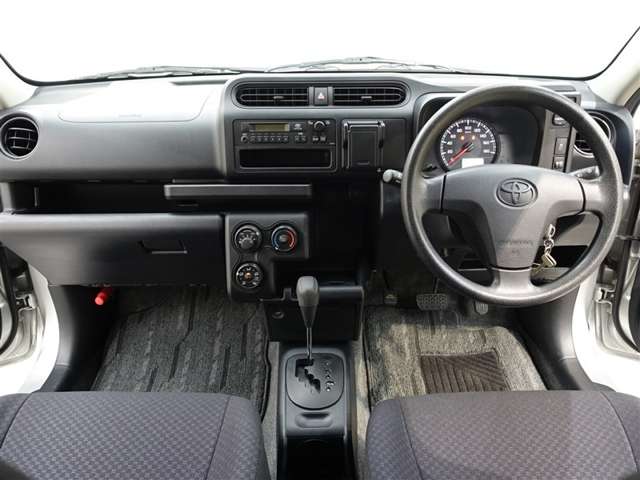 Toyota Succeed Van 9