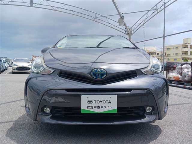 Toyota Prius α 9