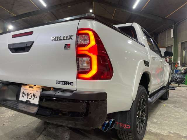 Toyota Hilux 7