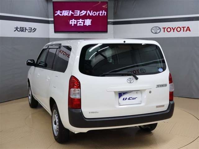 Toyota Succeed Van 4