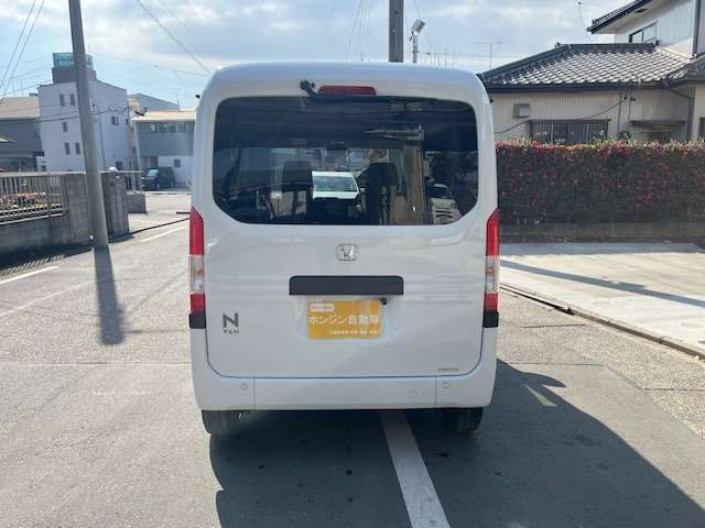Honda N-VAN 8