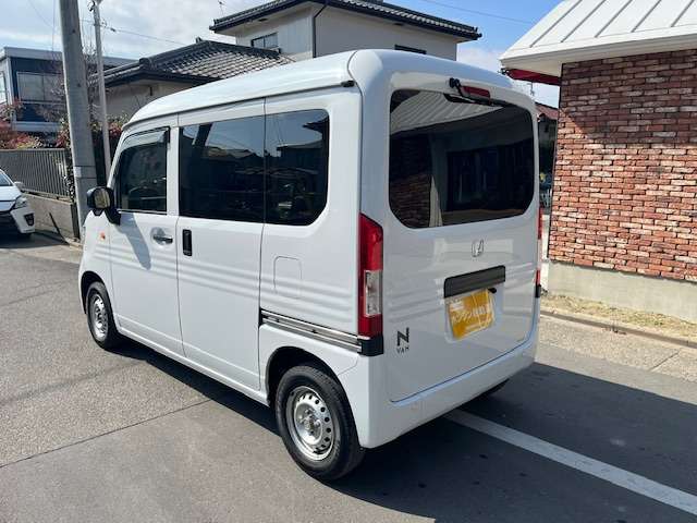 Honda N-VAN 10