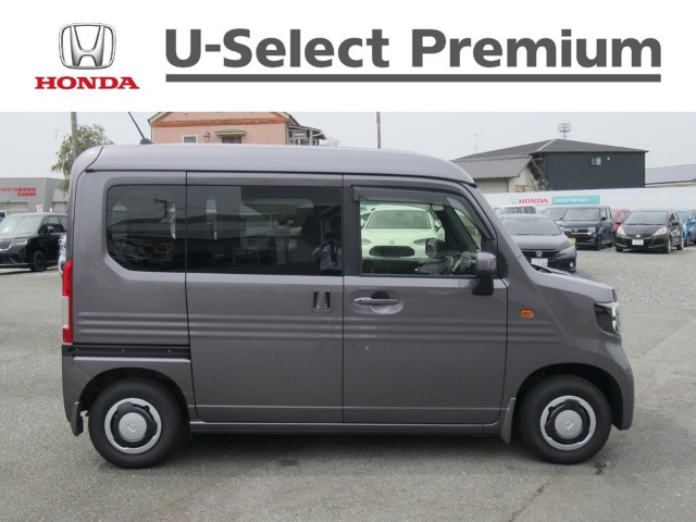Honda N-VAN 8