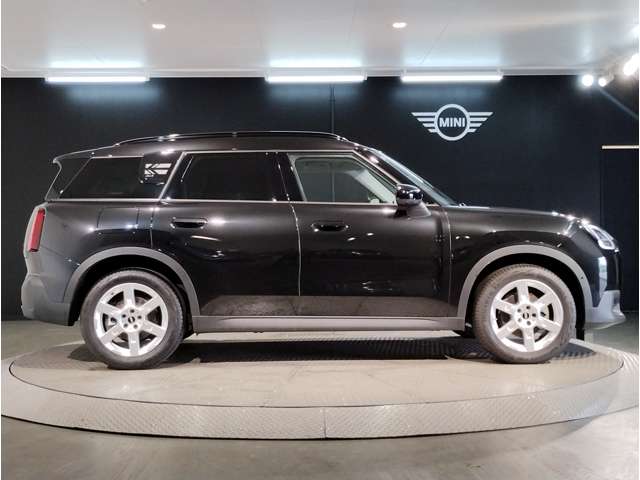 MINI Countryman 8