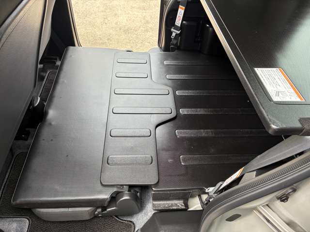 Suzuki Spacia Base 9