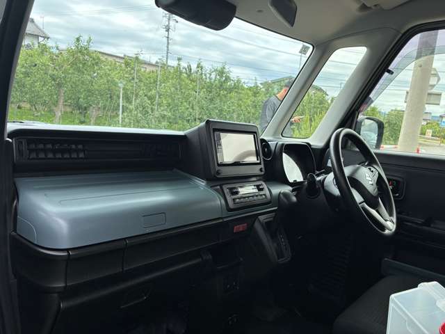 Suzuki Spacia Base 10