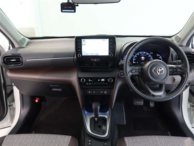 Toyota Yaris Cross 8