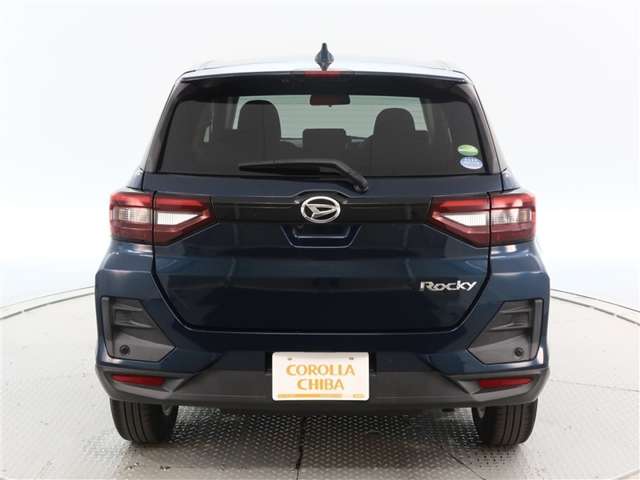 Daihatsu Rocky 4