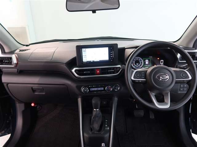 Daihatsu Rocky 8