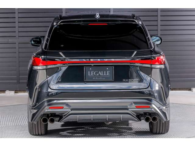 Lexus RX 9