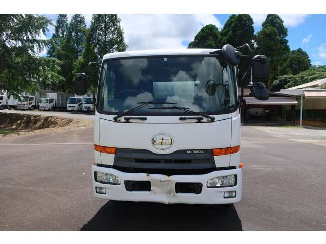 UD Trucks Condor 2