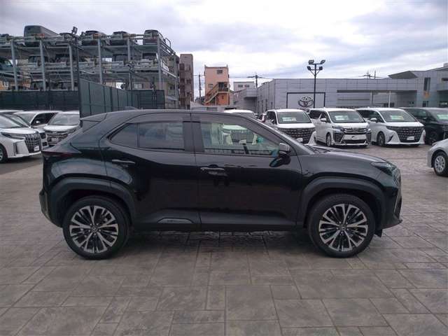 Toyota Yaris Cross 4