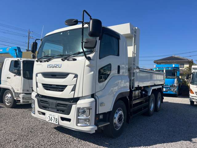 Isuzu Giga 2