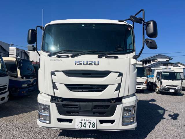Isuzu Giga 3