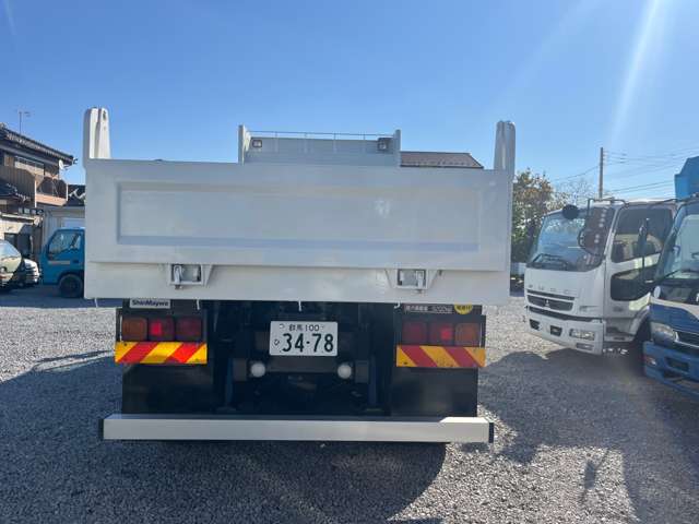 Isuzu Giga 5