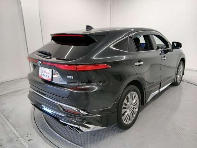 Toyota Harrier 5