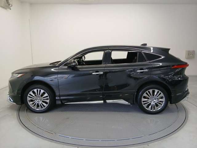 Toyota Harrier 8
