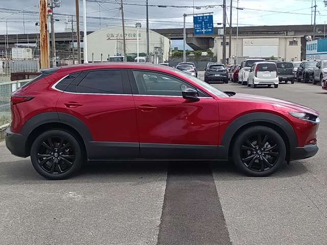Mazda CX-30 4