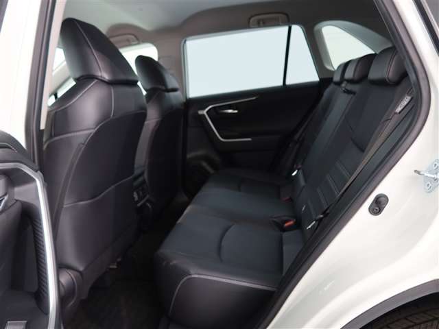 Toyota RAV4 12