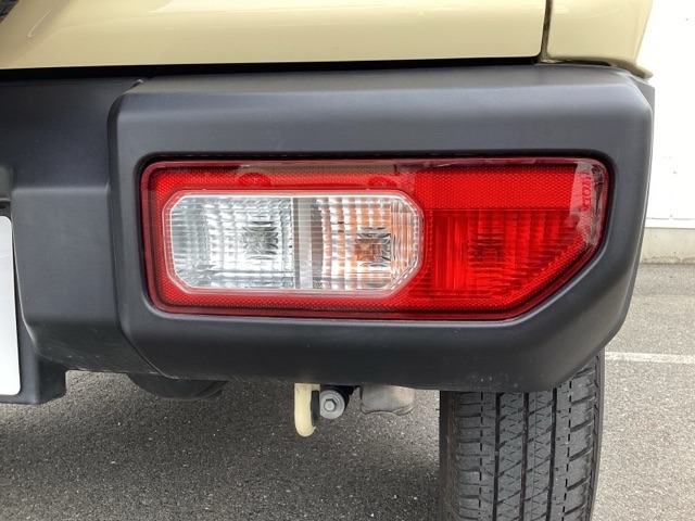 Suzuki Jimny 12