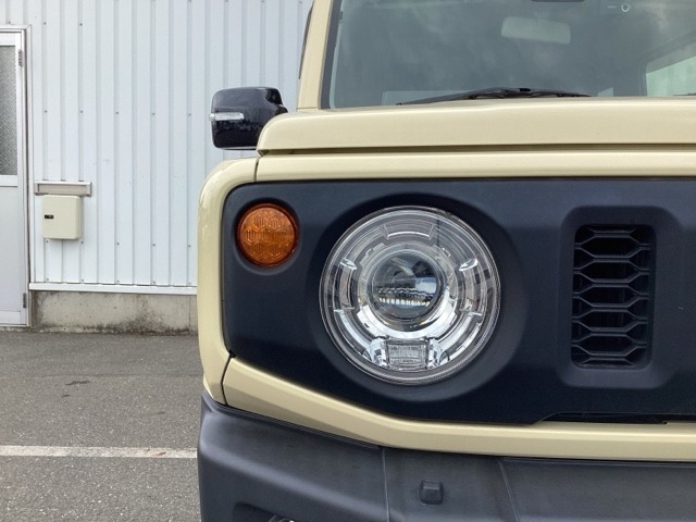 Suzuki Jimny 10