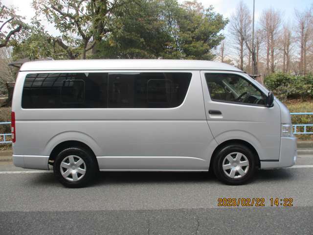 Toyota Hiace 10