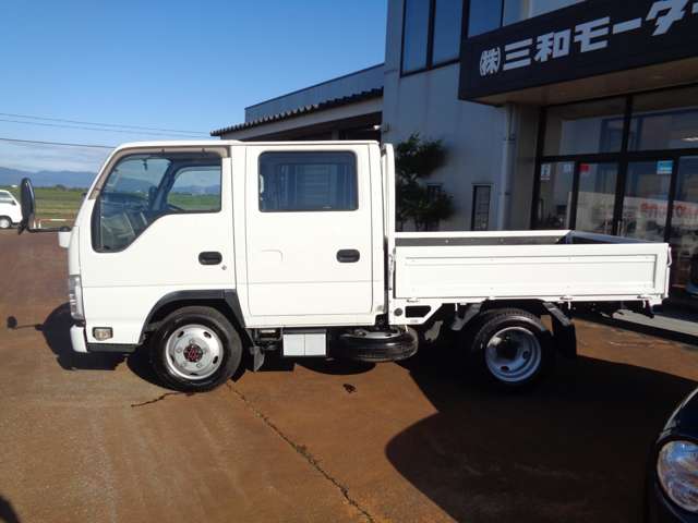 Isuzu Elf 6