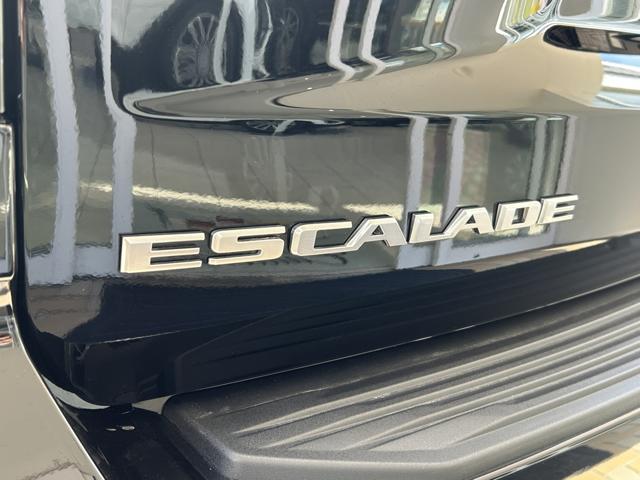 Cadillac エスカレード 10