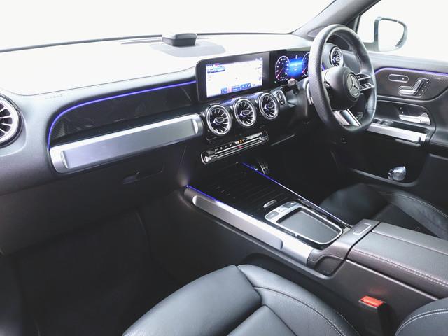 Mercedes-Benz GLB 11