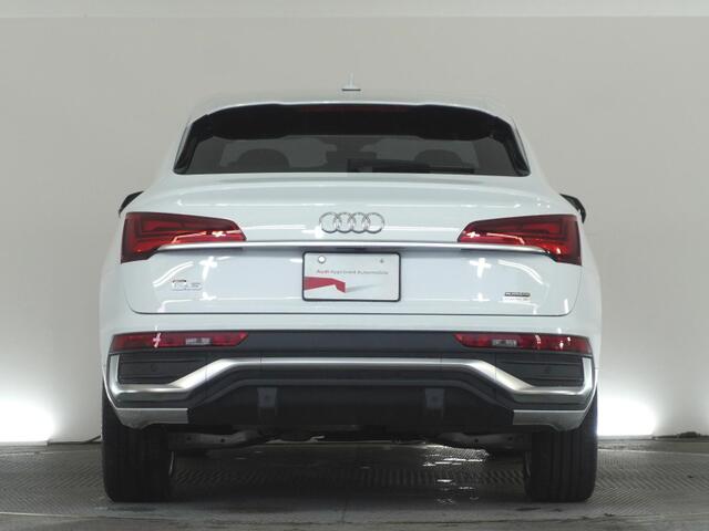Audi Q5 Sportback 5