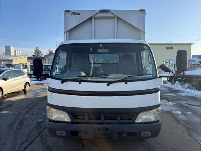 Hino Dutro 3