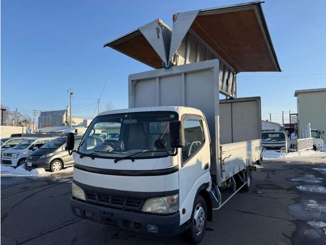 Hino Dutro 5