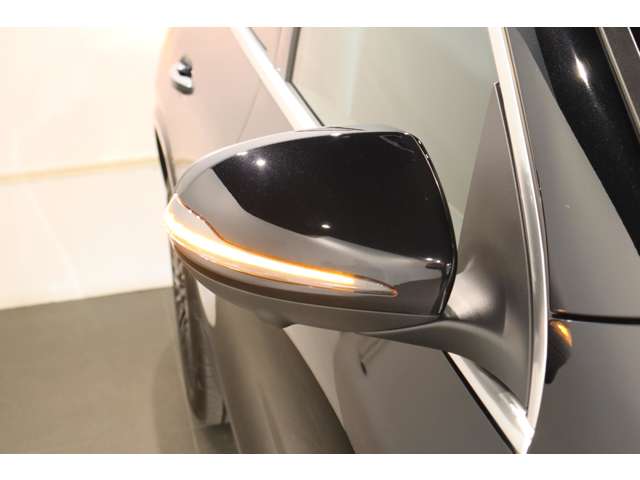 Mercedes-Benz EQA 11