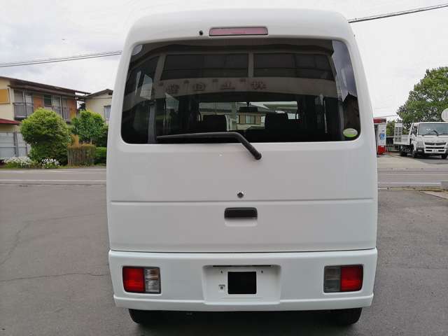 Suzuki Every 8