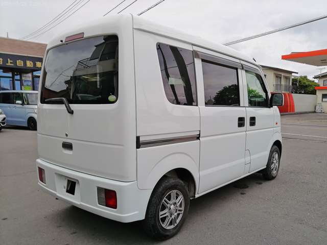 Suzuki Every 9