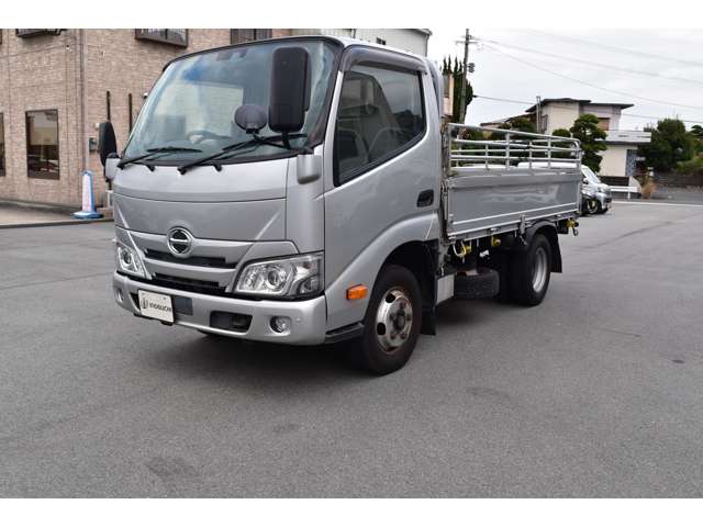 Hino Dutro 7