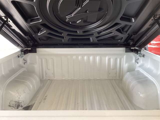 Toyota Hilux 12