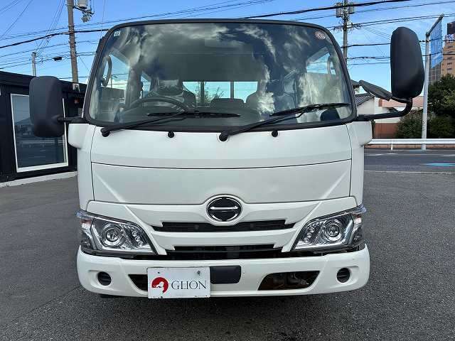Hino Dutro 2