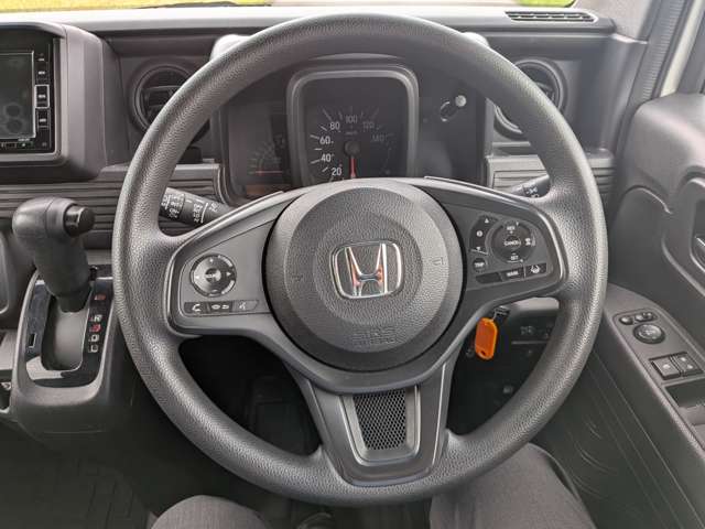 Honda N-VAN 12