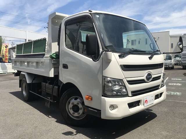 Hino Dutro 11