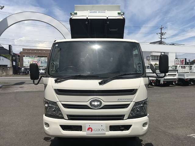 Hino Dutro 2