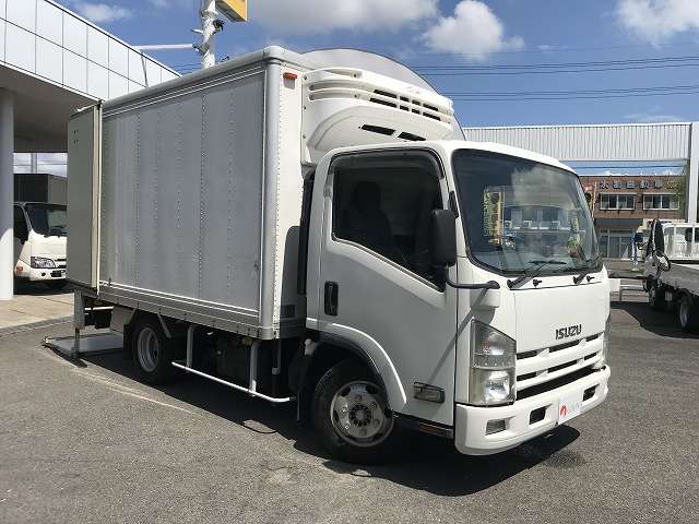 Isuzu Elf 10