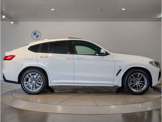 BMW X4 8