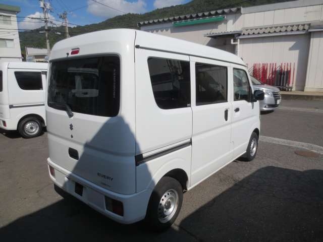 Suzuki Every 12