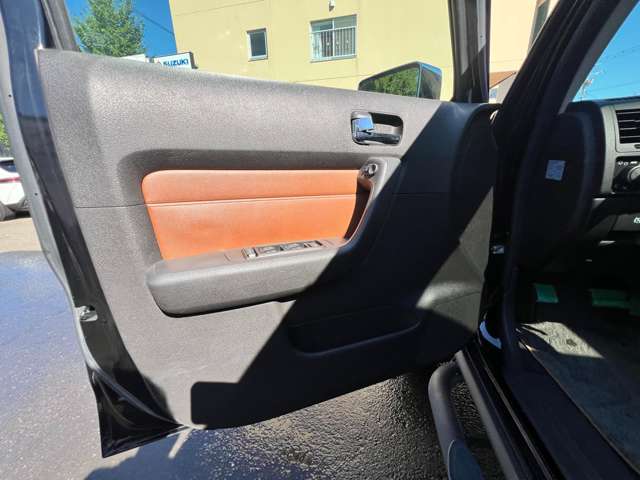 Hummer H3 6