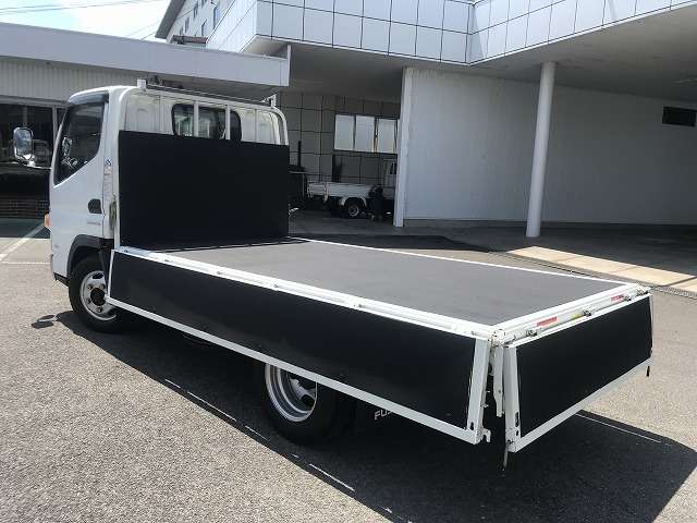 Mitsubishi Fuso Canter 11