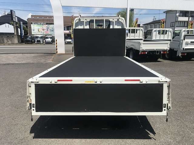 Mitsubishi Fuso Canter 12