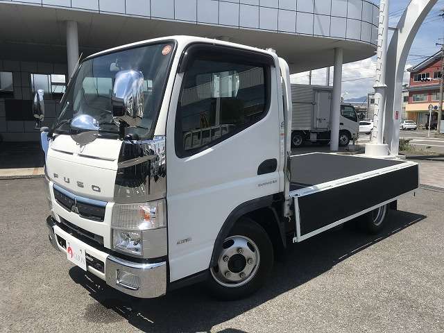 Mitsubishi Fuso Canter 9
