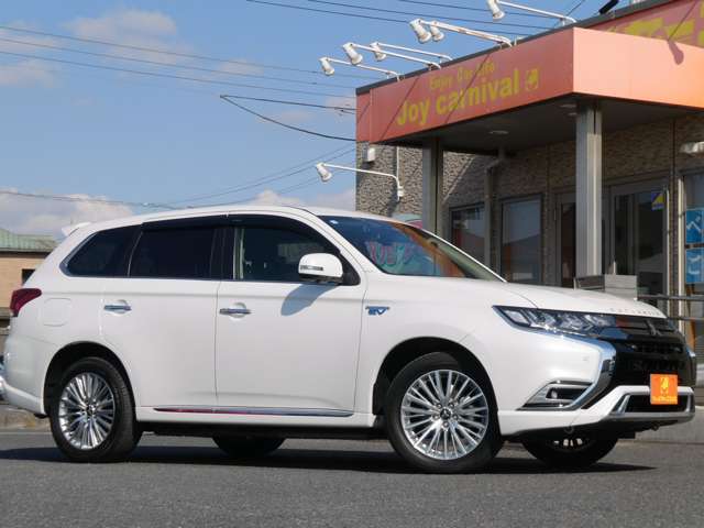 Mitsubishi Outlander PHEV 7